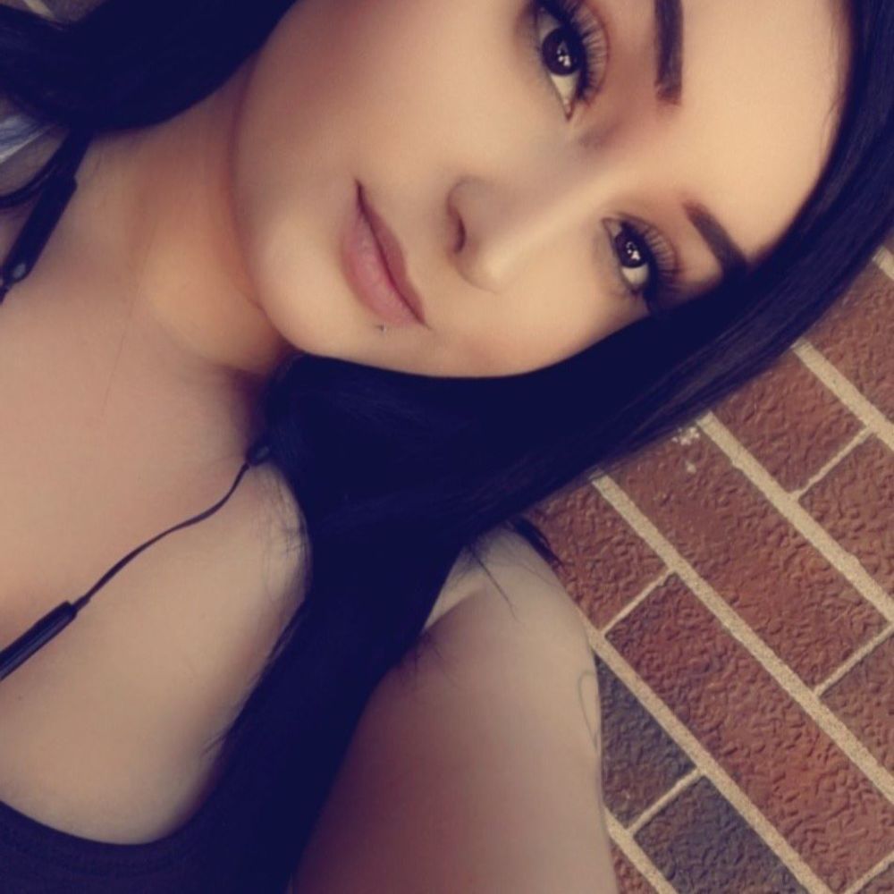 Meet your Posher, Angelica